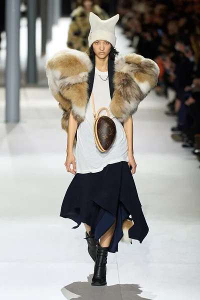 Look 40
